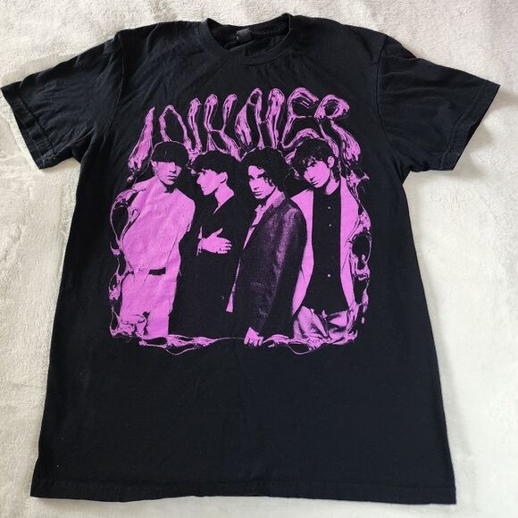 Gildan Black Tshirt With Irish Indie Group Inhaler Graphic Size Medium - Picture 1 of 5